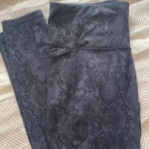 All in Motion workout leggings